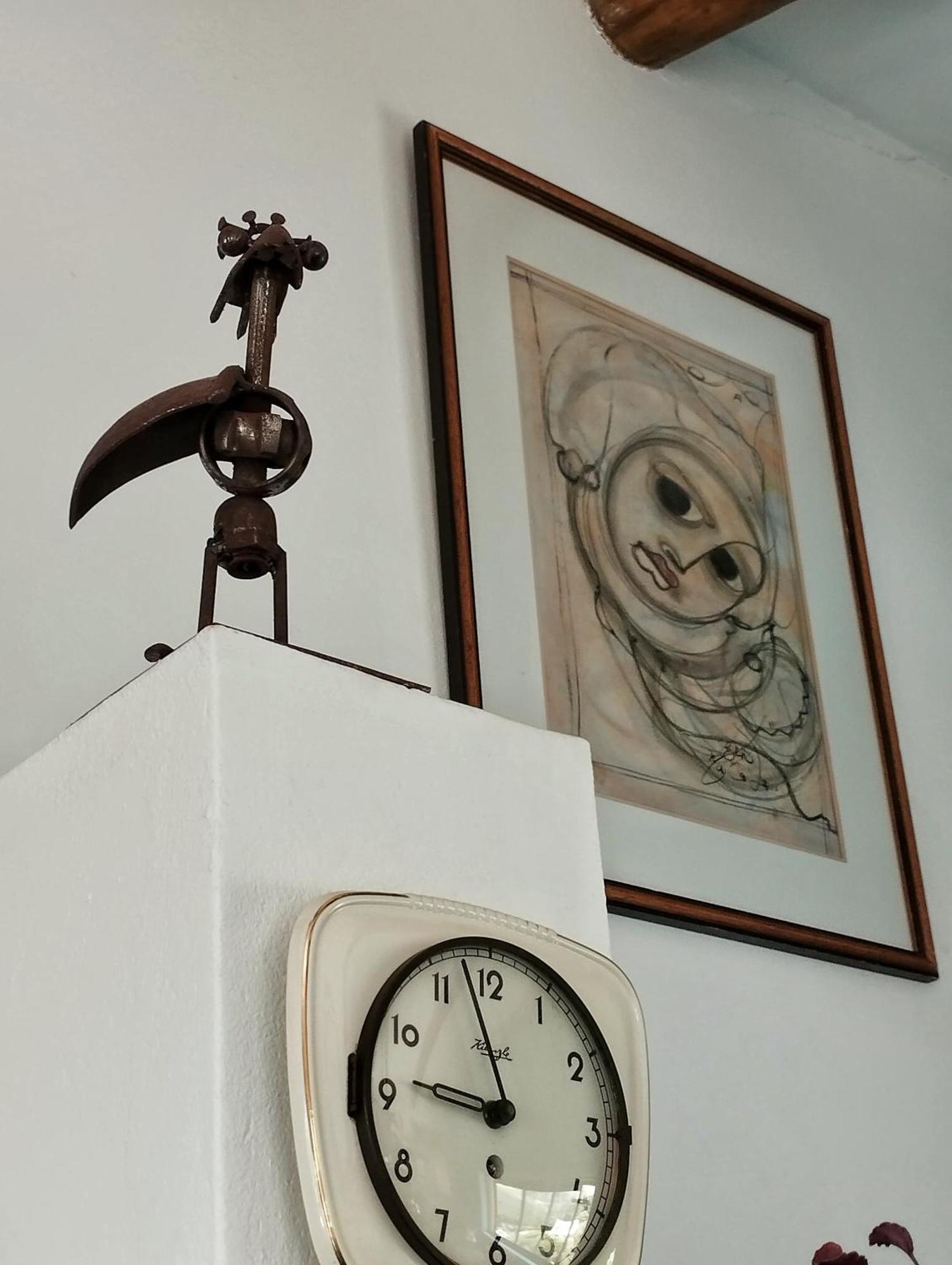 Apartment Quirky Bird